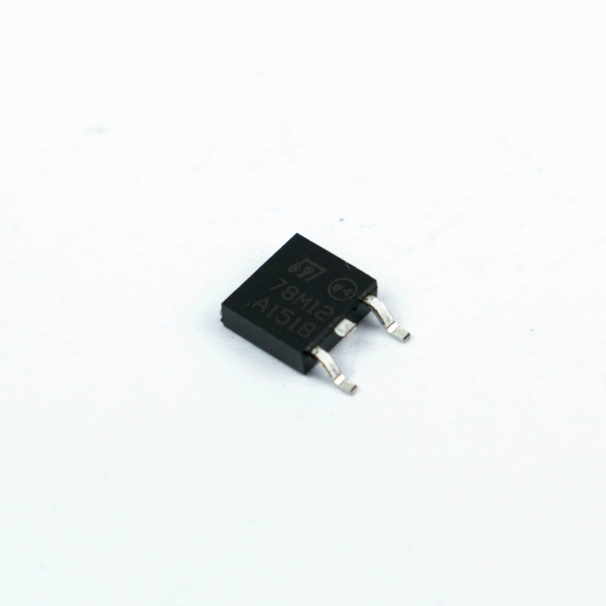 ST 78M12 12V Voltage Regulator IC