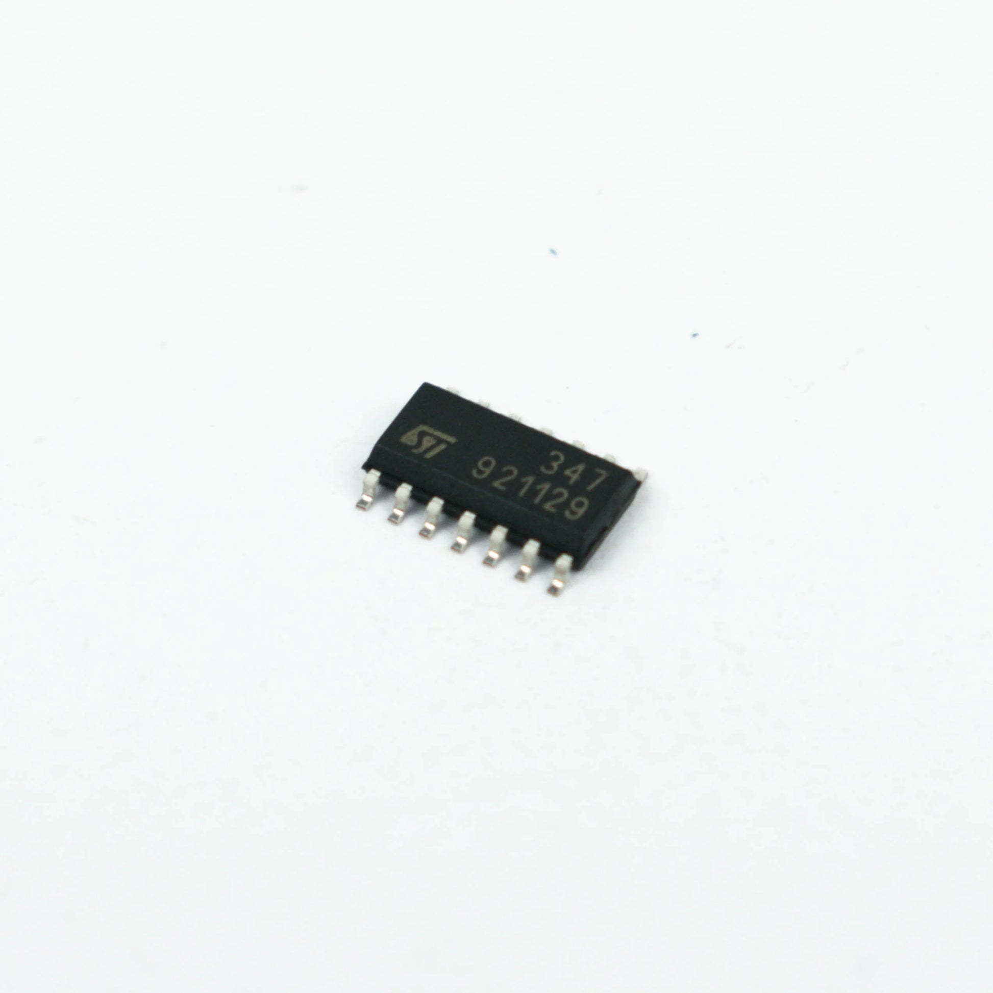 LF347 Quad J-FET Operational Amplifier IC SMD